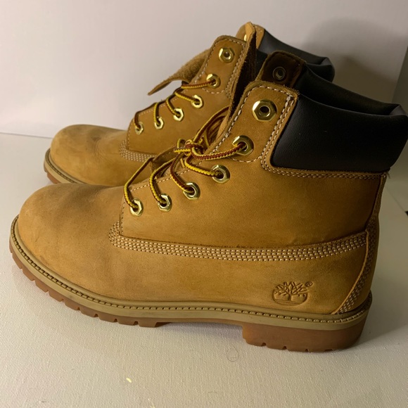 Timberland Boots - Picture 3 of 8